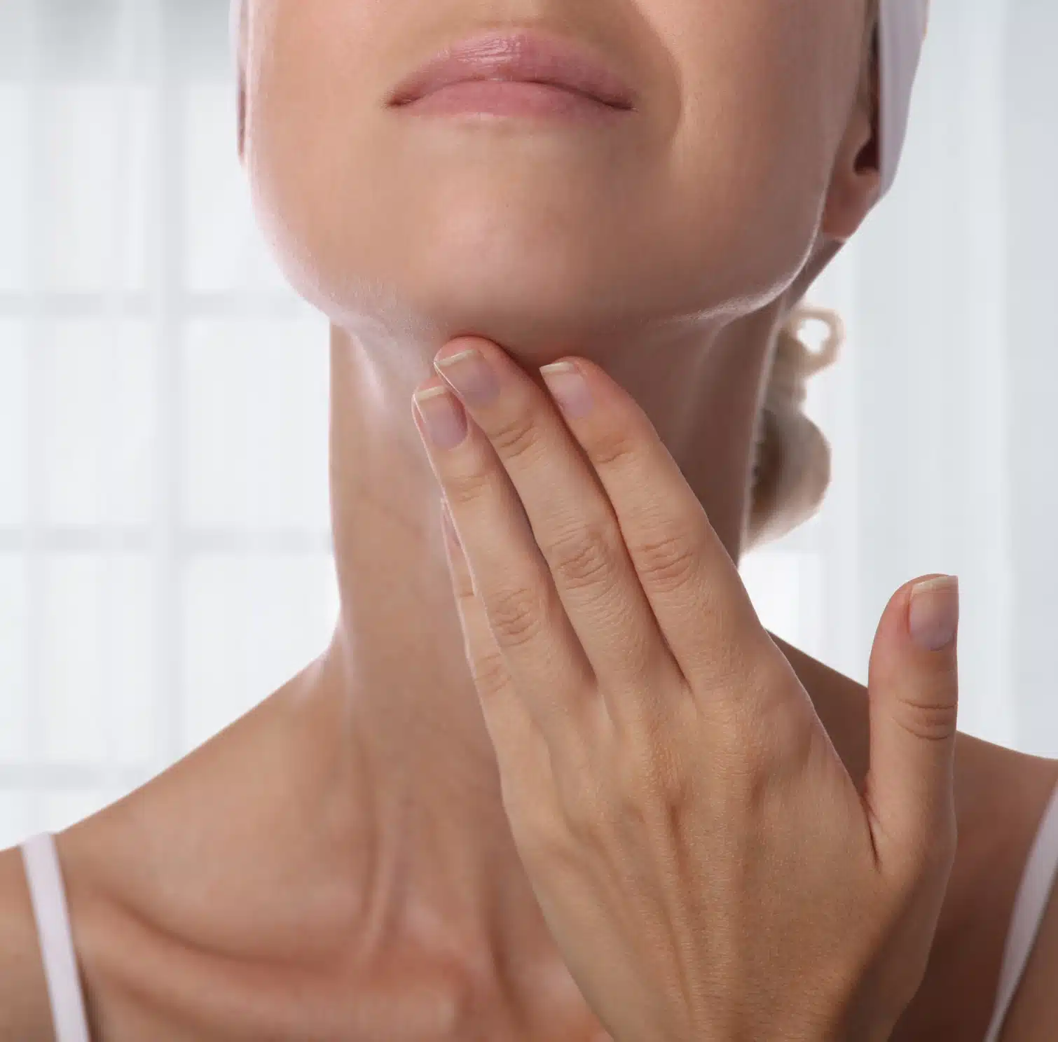 Liposuccion du cou à Bordeaux | lipoaspiration du cou | Chirurgie esthétique | Dr Goldammer
